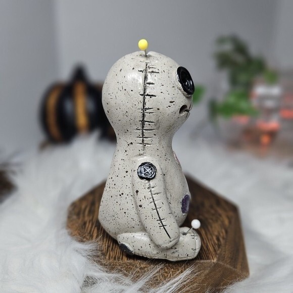 Voodoo Pin Doll Original Incense Cone Burner Holder Smokes from Eyes Cursed Rag - Picture 10 of 12